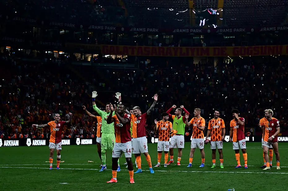 "Aslan'ın ekstra golcüsü Batshuayi" | Spor yazarları Galatasaray için ne dedi? - 3