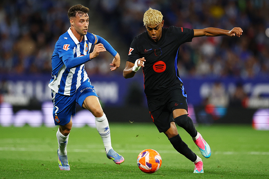 SON DAKİKA | İspanyol derbisinde olay: Arabayla taraftarları ezdi