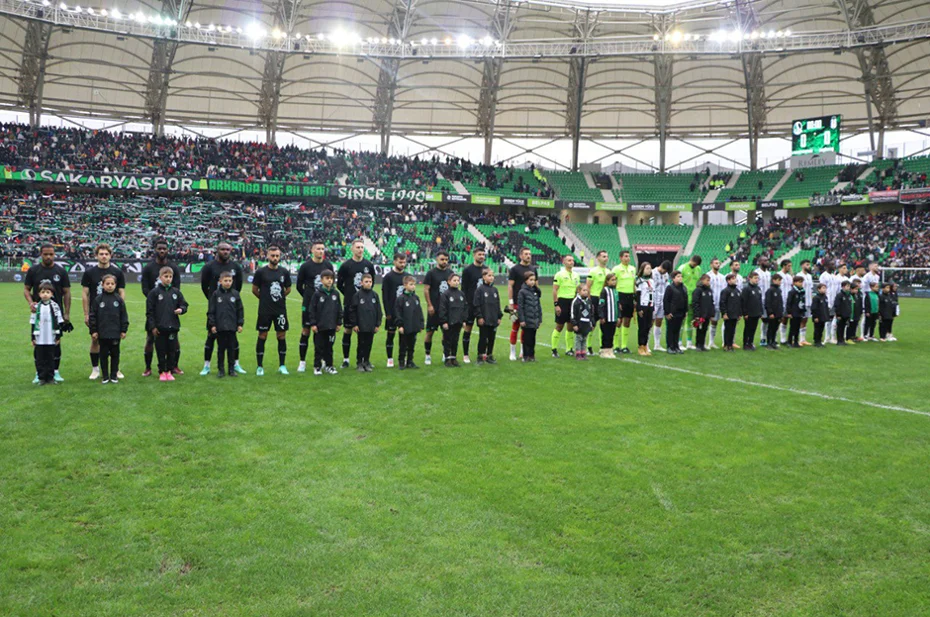 Rıza Çalımbay iki ismin biletini kesti - 1