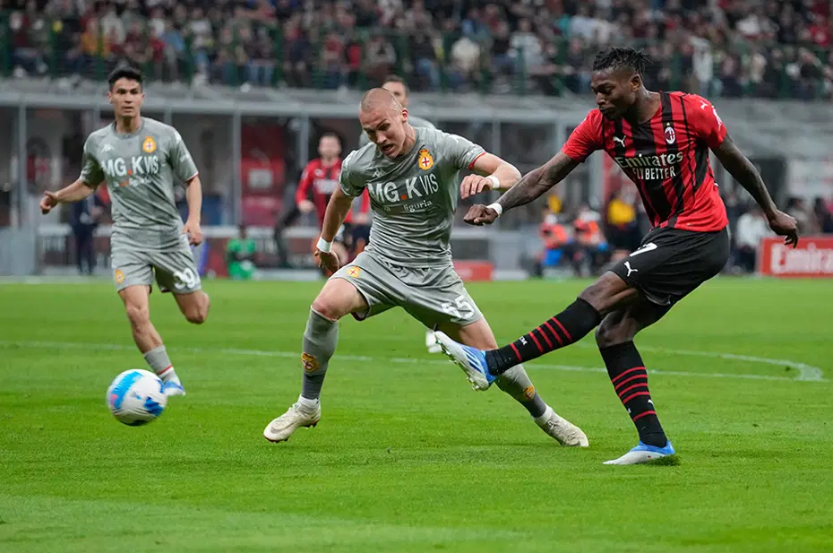 Beşiktaş'tan defansa sürpriz transfer girişimi: "Birkaç saat içinde netleşecek" - 5 Beşiktaş'tan defansa sürpriz transfer girişimi: "Birkaç saat içinde netleşecek" - 5