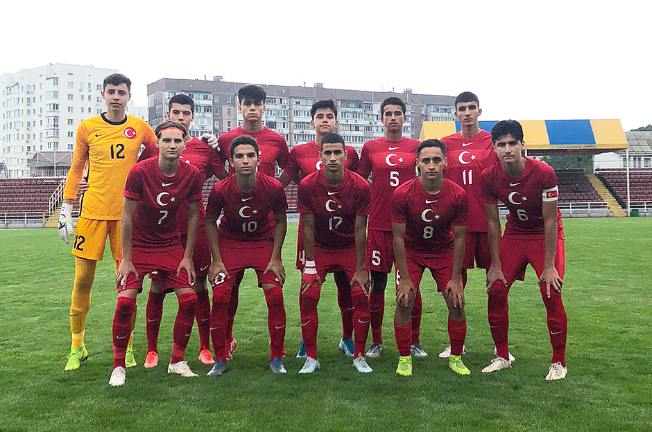 İmzayı atıyor: Petrolul Ploiesti'ye Türk genç yetenek