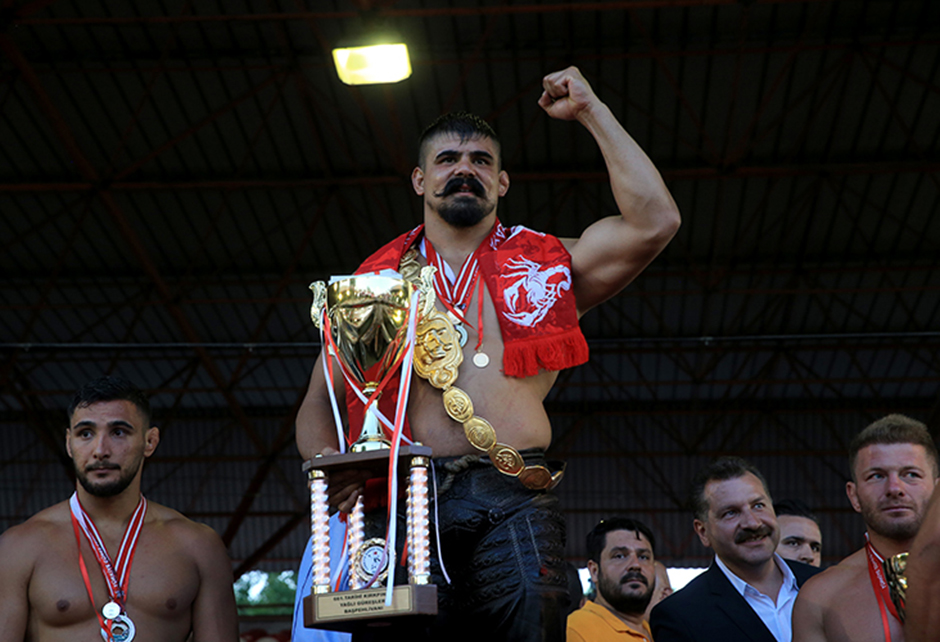 Kırkpınar Ağası: "Elimde olsa kemeri Cengizhan'a verirdim"