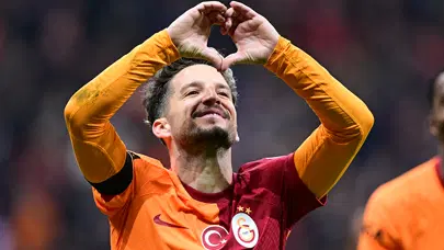 Galatasaray'dan Şampiyonlar Ligi kadrosu: Mertens'in yanına bir 10 numara daha