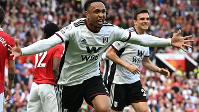 Galatasaray'ın gözdesi Kenny Tete'de sıcak gelişme