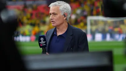 Jose Mourinho: "Telefonumdaki en ünlü kişi Fenerbahçe başkanı"