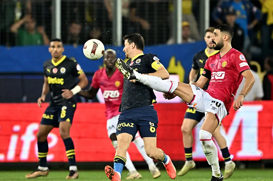 "Farkı Dzeko yarattı" - Spor yazarları Fenerbahçe için ne dedi? - 3