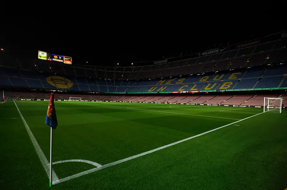 Camp Nou'da yenileme çalışmaları başladı - 2 Camp Nou'da yenileme çalışmaları başladı - 2