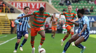 6 gollü Alanyaspor - Adana Demirspor maçına Yusuf Sarı damgası