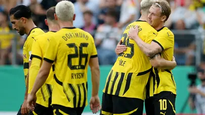 Nuri Şahin yönetimindeki Borussia Dortmund 4 golle turladı