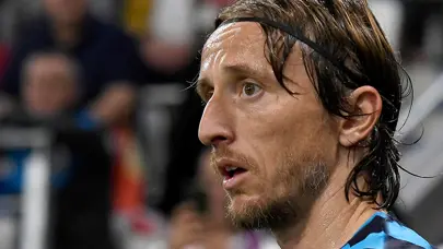 Luka Modric'in Hırvatistan-Türkiye maçında küfrettiği anlar yayına yansıdı