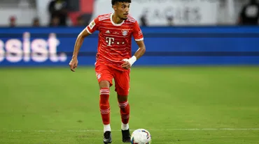 Bayern Münih'te Mazraoui hakkında karar verildi