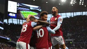 Aston Villa'dan Tottenham'a yeni yıl sürprizi!