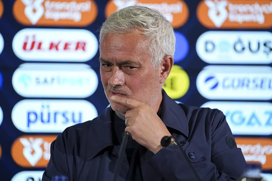 Fenerbahçe'de flaş Mourinho gelişmesi: Tazminat derken bambaşka bir ihtimal doğdu - 3 Fenerbahçe'de flaş Mourinho gelişmesi: Tazminat derken bambaşka bir ihtimal doğdu - 3