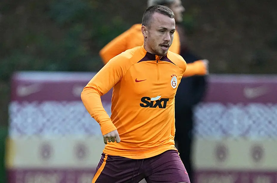 Galatasaray'ın yeni sol beki netleşti - 2 Galatasaray'ın yeni sol beki netleşti - 2