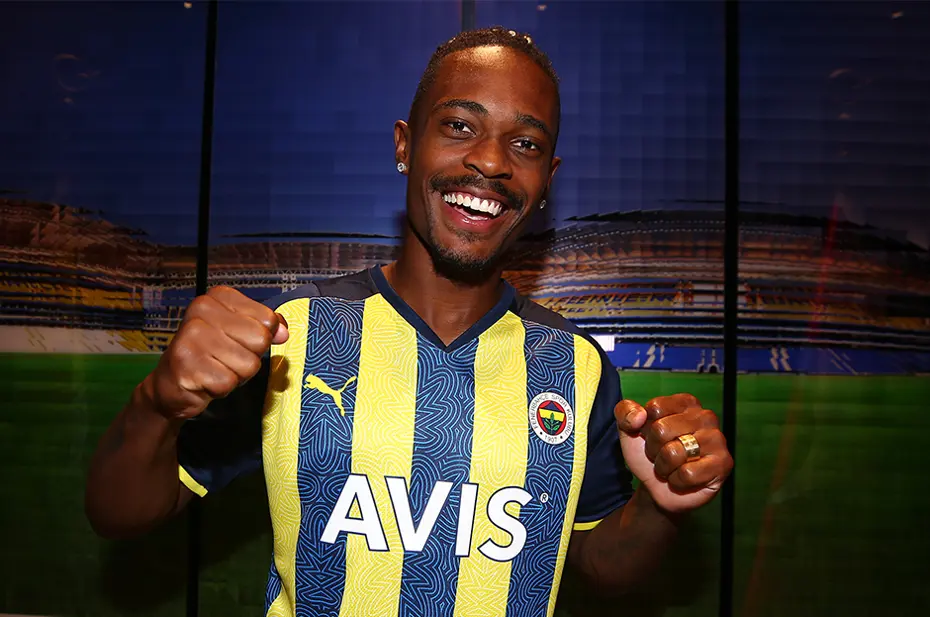 Lincoln sonrası Fenerbahçe'de 2 ayrılık daha an meselesi - 2 Lincoln sonrası Fenerbahçe'de 2 ayrılık daha an meselesi - 2
