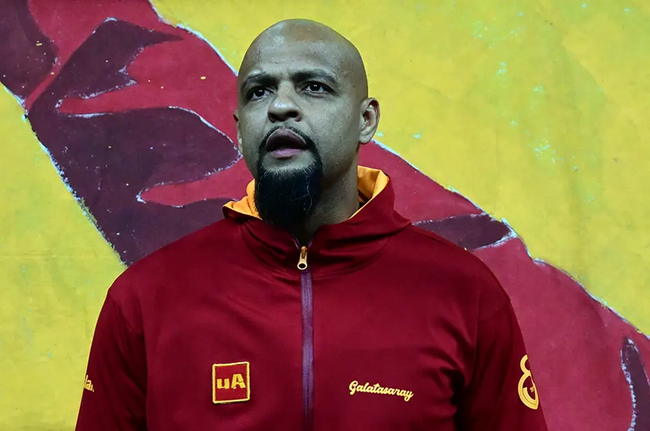 Neymar ve Felipe Melo yeni kurala isyan etti: "Bunun saçma olduğunu düşünüyorum" - 6 Neymar ve Felipe Melo yeni kurala isyan etti: "Bunun saçma olduğunu düşünüyorum" - 6