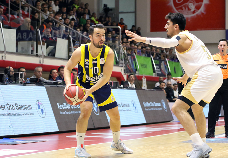 Fenerbahçe'nin kaptanı Melih Mahmutoğlu'ndan Ergin Ataman açıklaması