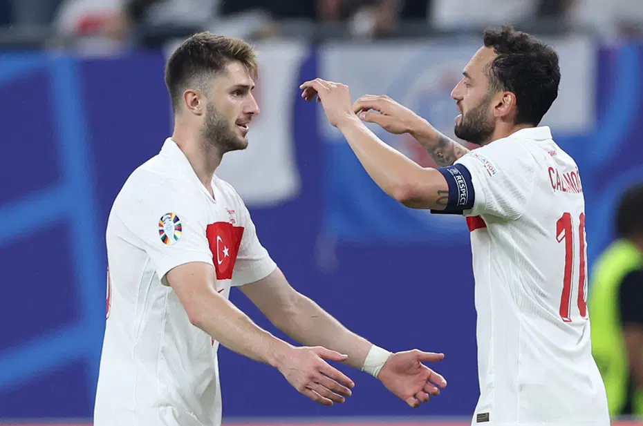 Gözyaşlarına boğulan Hakan Çalhanoğlu'ndan Montella açıklaması - 3