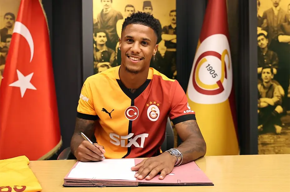 Galatasaray'da yeni sezonun ilk transferi: Sözleşmesindeki madde ortaya çıktı - 5 Galatasaray'da yeni sezonun ilk transferi: Sözleşmesindeki madde ortaya çıktı - 5