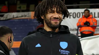 Süper Lig'den Mohamed Elneny'yi ikna eden teklif