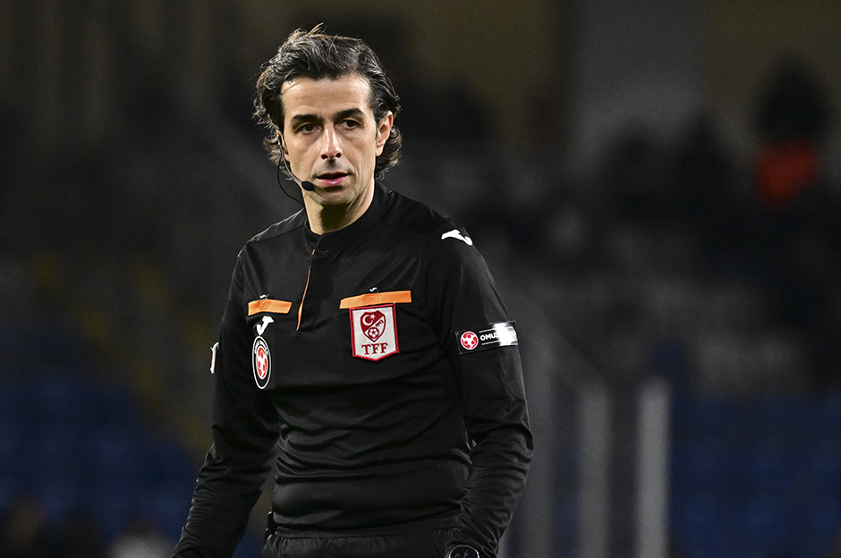 SON DAKİKA | Mete Kalkavan hakemliği bıraktı