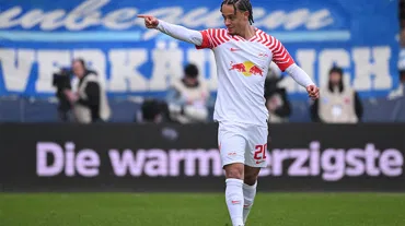 2027 yazına kadar imzaladı: Xavi Simmons'un transferi tamamlandı