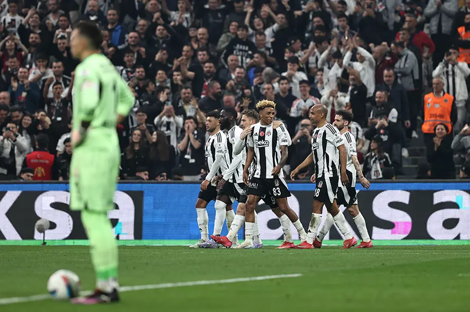 İlker Yağcıoğlu, Okan Buruk ve Galatasaray için büyük tehlikeyi duyurdu - 5