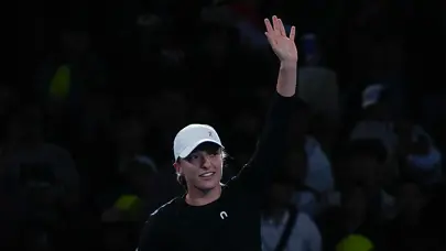 Iga Swiatek, üst üste ikinci kez yılın kadın tenisçisi seçildi