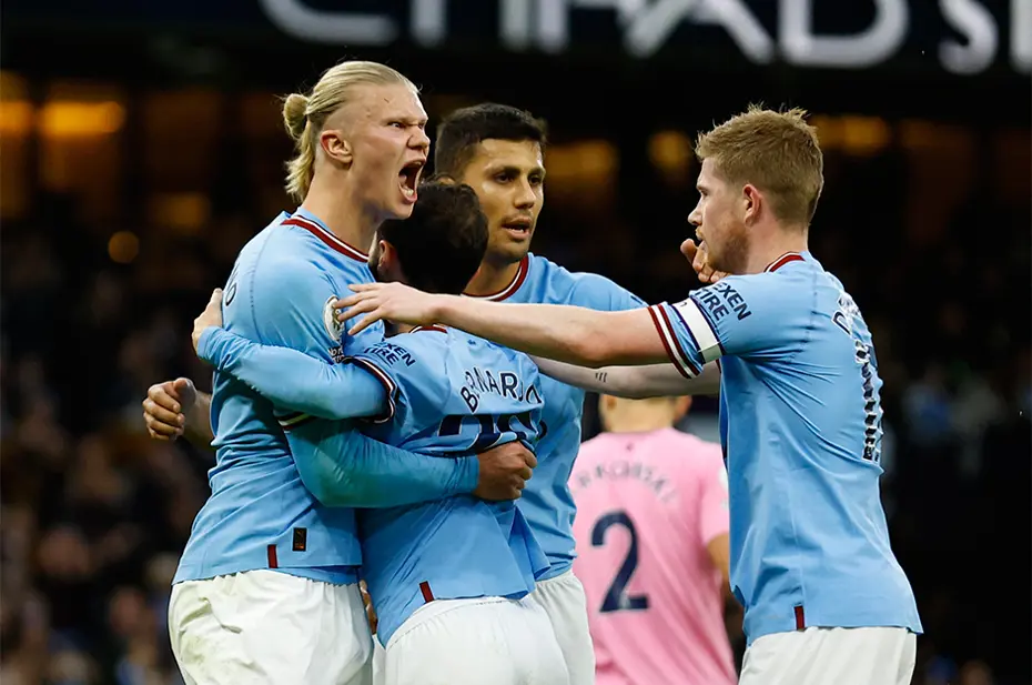 Devlerin ardından Newcastle United - 2