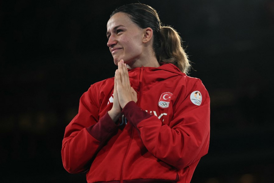 Olimpiyat ikincisi Hatice Akbaş, final maçını kaybettiren detayı açıkladı