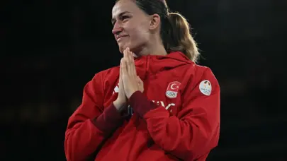 Olimpiyat ikincisi Hatice Akbaş, final maçını kaybettiren detayı açıkladı