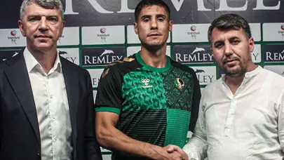 Alper Uludağ'dan Sakaryaspor'a 1+1 yıllık imza