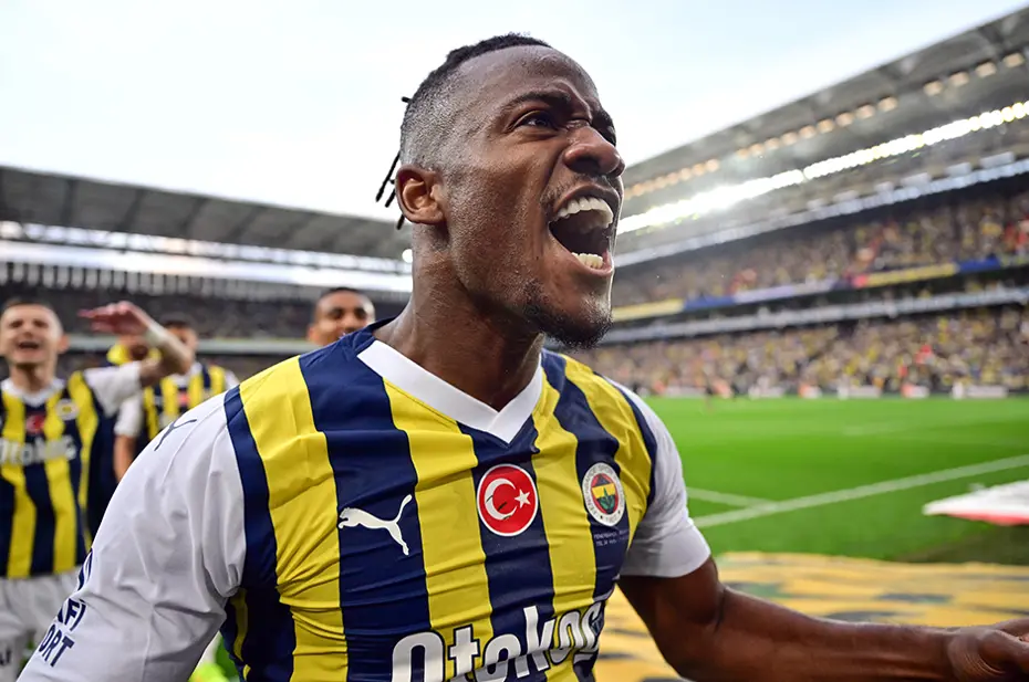Michy Batshuayi, Fenerbahçe formasını derbide son kez giydi - 6