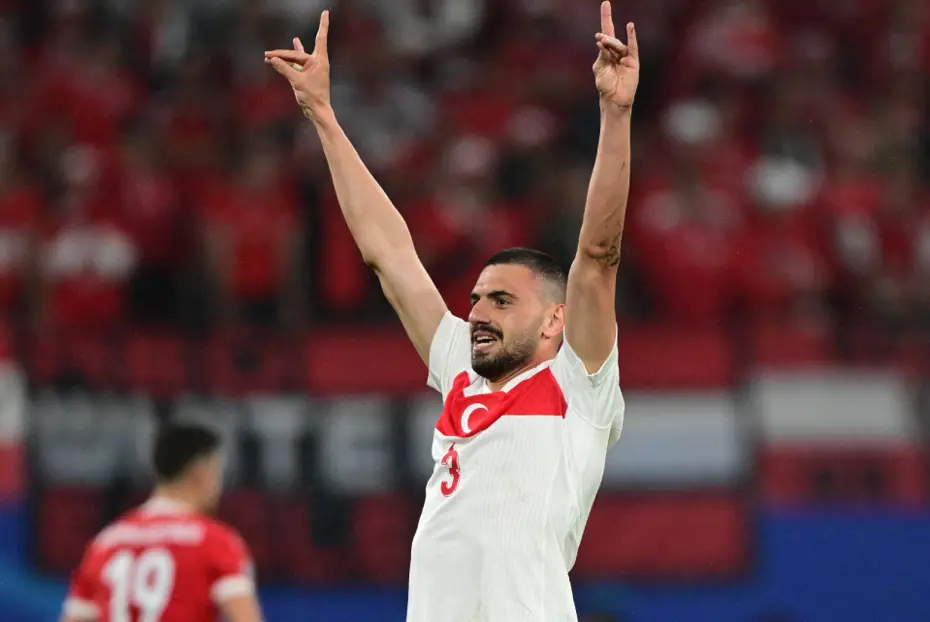 Merih Demiral, Türk futbol tarihine geçti - 2