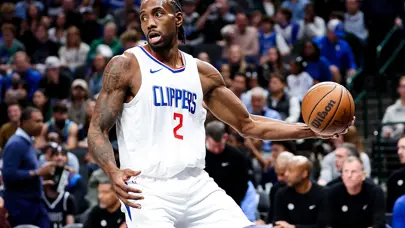 Kawhi Leonard'dan 152 milyon dolarlık imza