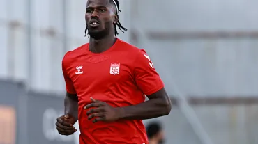 Sivasspor'da ayrılık TFF'ye bildirildi: Sözleşmesi feshedildi