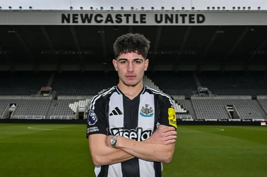 Türk futbol tarihine geçen transfer: Gençlerbirliği'nden Newcastle United'a gitti - 3