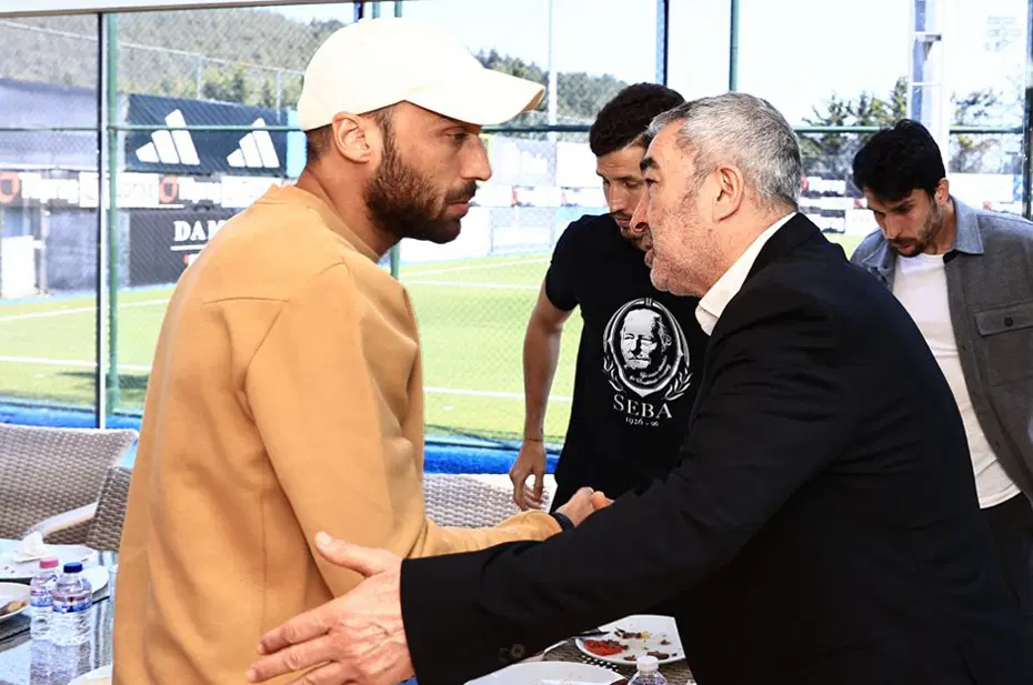 Cenk Tosun'a Salih Uçan kriteri: Görüşmeler başlıyor - 5
