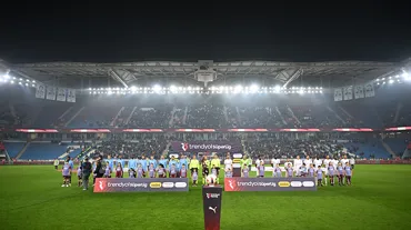 Trabzonsporlu taraftarlardan "yönetim istifa" tezahüratı