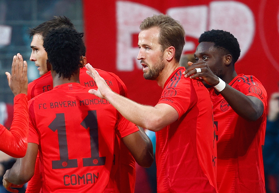 Bayern Münih deplasmanda farka koştu