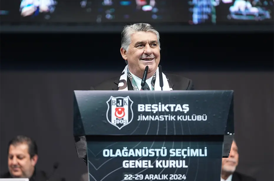 Serdal Adalı ve yönetimi mazbatasını aldı: "Bize verilen bu göreve ve emanete layık olacağız" - 5 Serdal Adalı ve yönetimi mazbatasını aldı: "Bize verilen bu göreve ve emanete layık olacağız" - 5