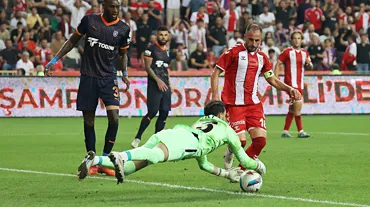 Başakşehir'in ilk yenilgisi Samsunspor'dan