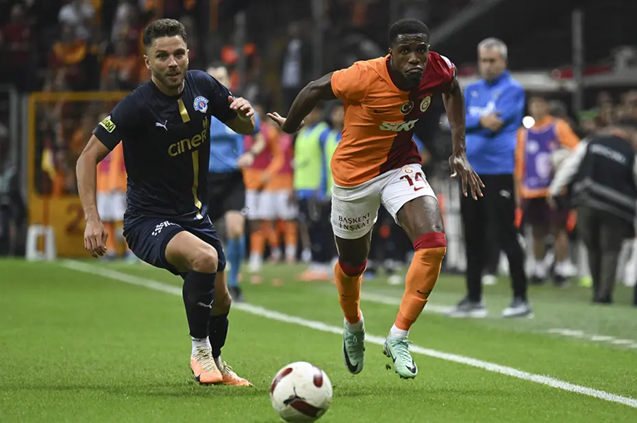 Gündeme damga vurdu; "Wilfried Zaha yanıyor" - 5