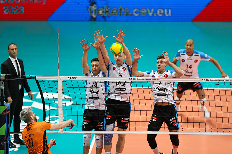 CEV Şampiyonlar Ligi | Halkbank yarı final ilk maçında kaybetti