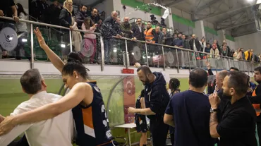 ING Kadınlar Basketbol Süper Ligi | Play off yarı final maçı sonrası gerginlik