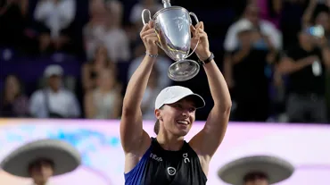 Iga Swiatek yeniden dünya 1 numarası