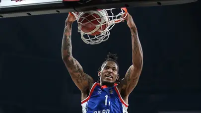 EuroLeague'de haftanın MVP'si Anadolu Efes'ten Will Clyburn