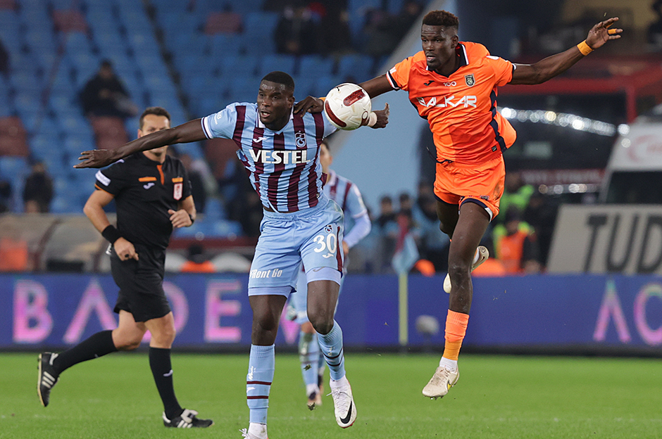 Başakşehir - Trabzonspor maçı ne zaman, saat kaçta? Başakşehir - Trabzonspor maçı hangi kanalda? (37. hafta) İlk 11'ler belli oldu