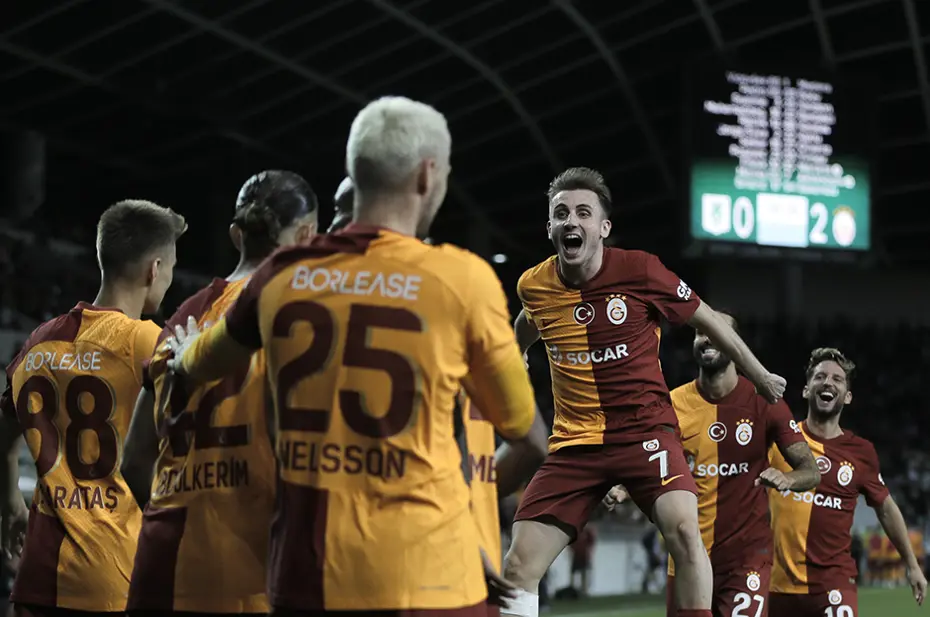 "Okan Buruk defansa dikkat etmeli" | Spor yazarları Galatasaray için ne dedi? - 3