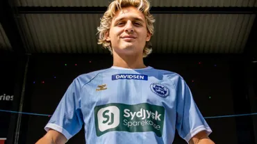 Hamza Akman kimdir, kaç yaşında ve hangi takımlarda oynadı? Hamza Akman, Ayhan Akman’ın neyi oluyor?